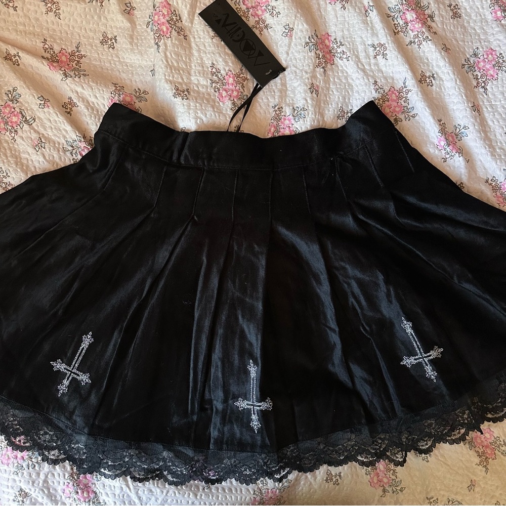 NWT Dolls kill velvet mini skirt M